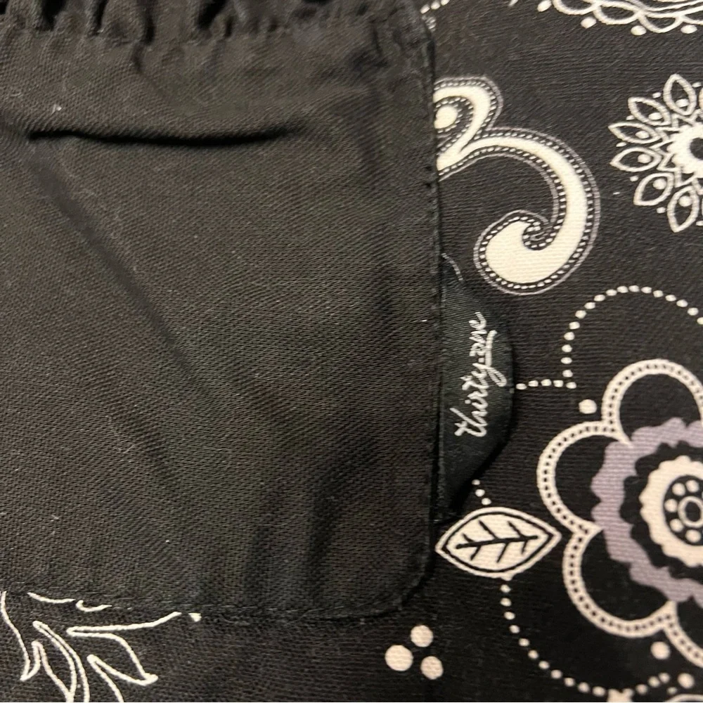 Thirty-One Black Cotton Mandala Print Kitchen Apron Women’s One Size new cond